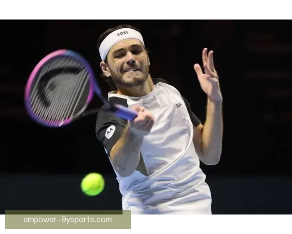 网球赛事精彩回顾：大满贯新星崛起 经典对决引发热议