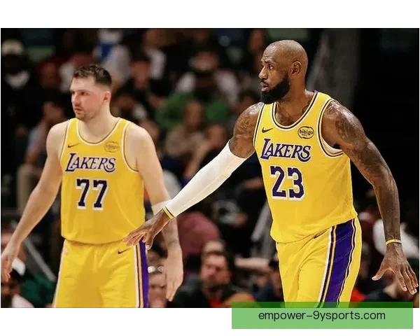 詹姆斯关键时刻爆发率湖人逆转勇士重返西部前四强势宣告王者归来