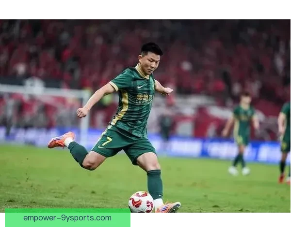 国足备战关键赛事状态回暖新星崛起引发球迷高度期待与关注