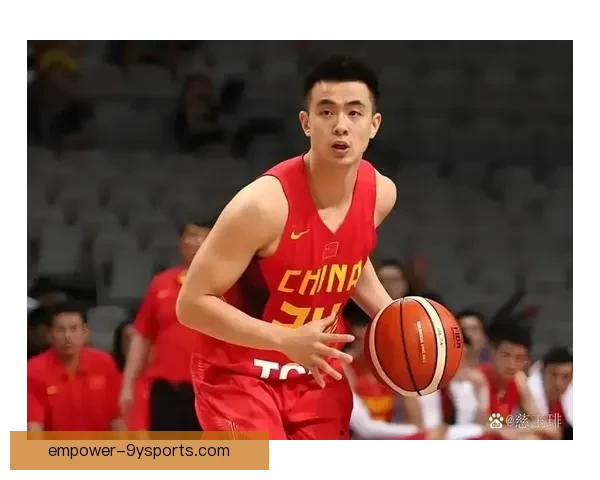 中国男篮冲击世界杯赛场，新星表现亮眼引发球迷热议